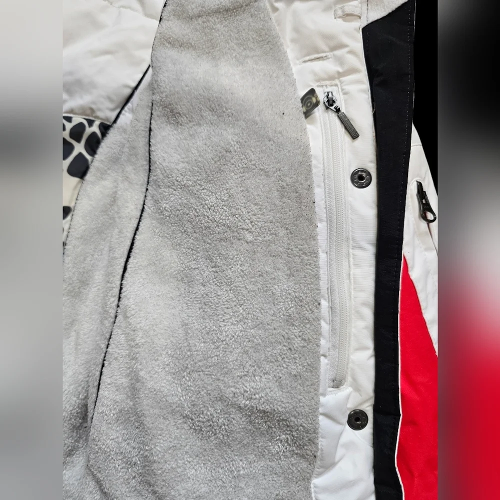 Columbia Women's Waterproof Snow Coat in red, size Large - Picture 10 of 14